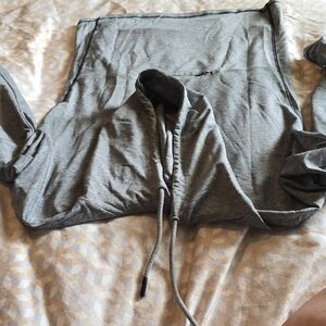 Vineyard Vines Gray Long Sleeve Hoodie Shirt